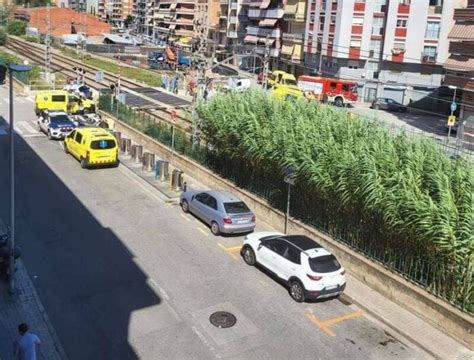 muere un hombre en barberà del vallès|Mor una persona atropellada per un tren de Rodalies